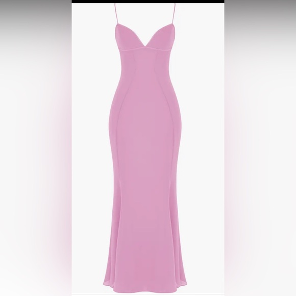 Loren Georgette Mermaid Gown
HOUSE OF CB - Picture 2 of 3